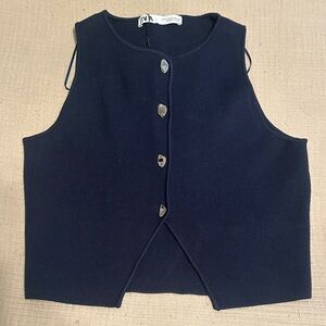 Zara Navy Sleeveless Cropped Knit Vest
